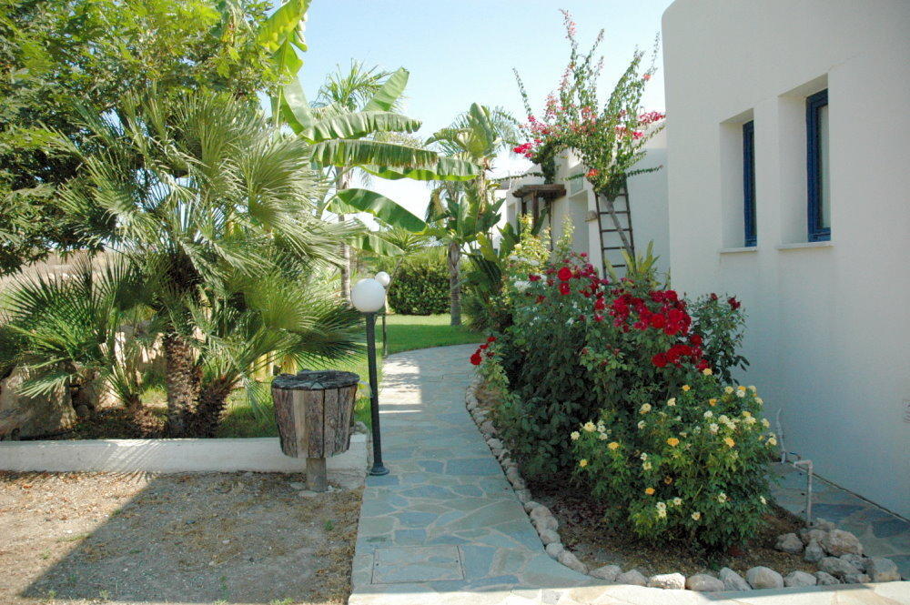 Kymmates Beach Front Villas Paphos Eksteriør bilde