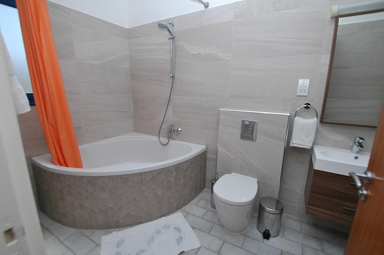 Kymmates Beach Front Villas Paphos Eksteriør bilde